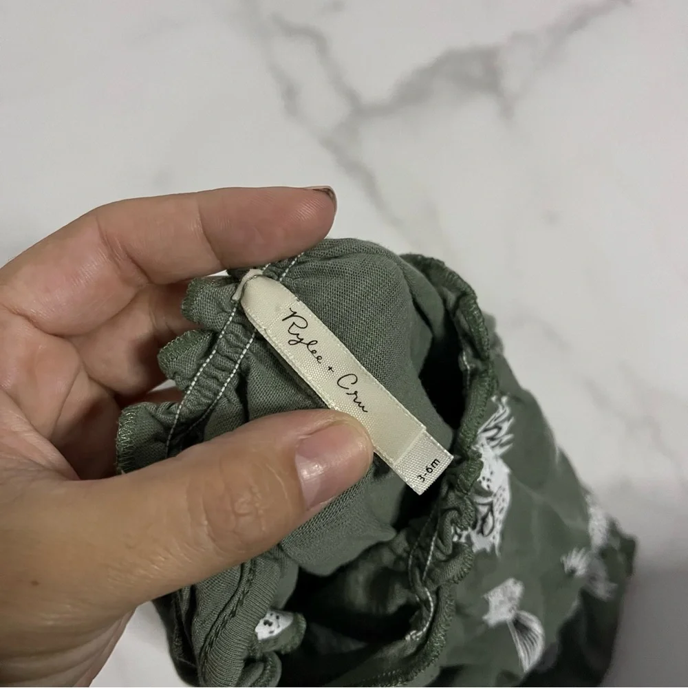 Rylee & Cru Cockatoo shoulder bubble romper size 3-6